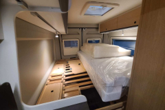 HISPAVAN-SUNLIGHT-CLIFF-640-26